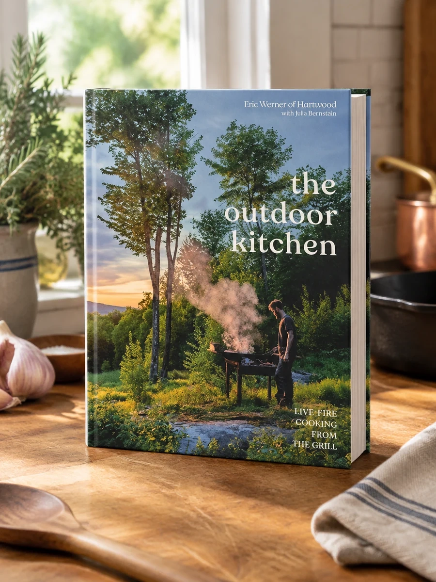 The Outdoor Kitchen: Live-Fire Cooking from the Grill [A Cookbook]